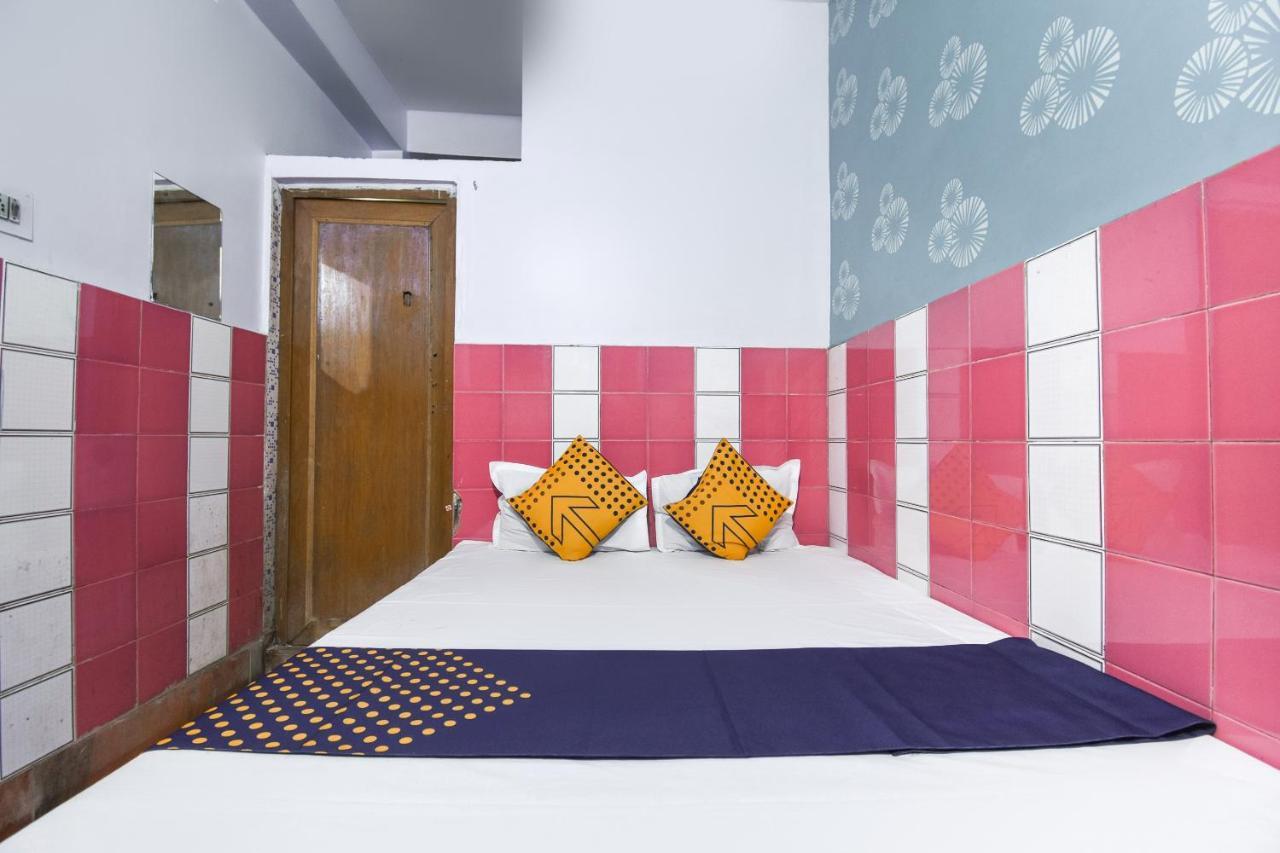 SPOT ON 70605 Taj Guest House Calcutta Extérieur photo